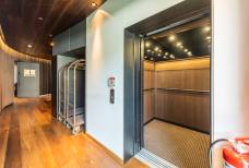 Fahrstuhl Tiefgarage - Beauty - Sauna